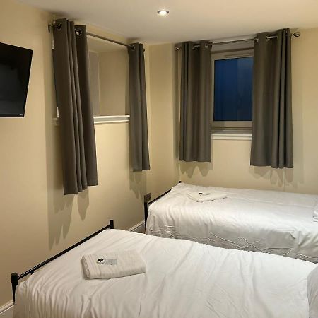 אדינבורו Twin Room With En-Suite מראה חיצוני תמונה