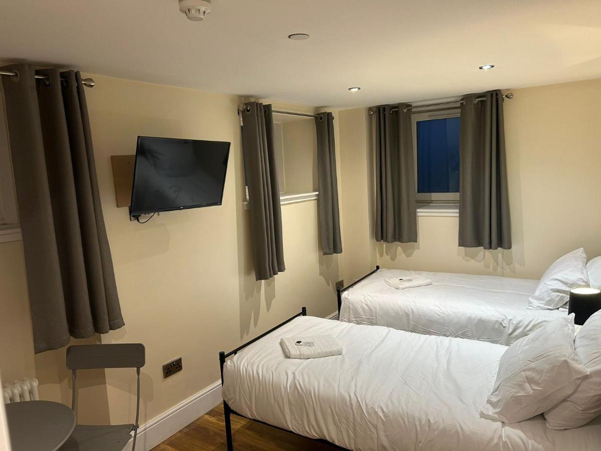 אדינבורו Twin Room With En-Suite מראה חיצוני תמונה