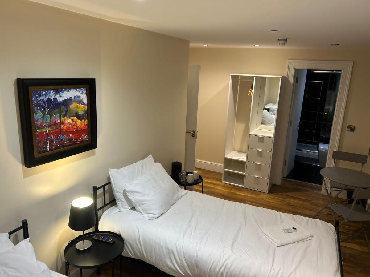 אדינבורו Twin Room With En-Suite מראה חיצוני תמונה